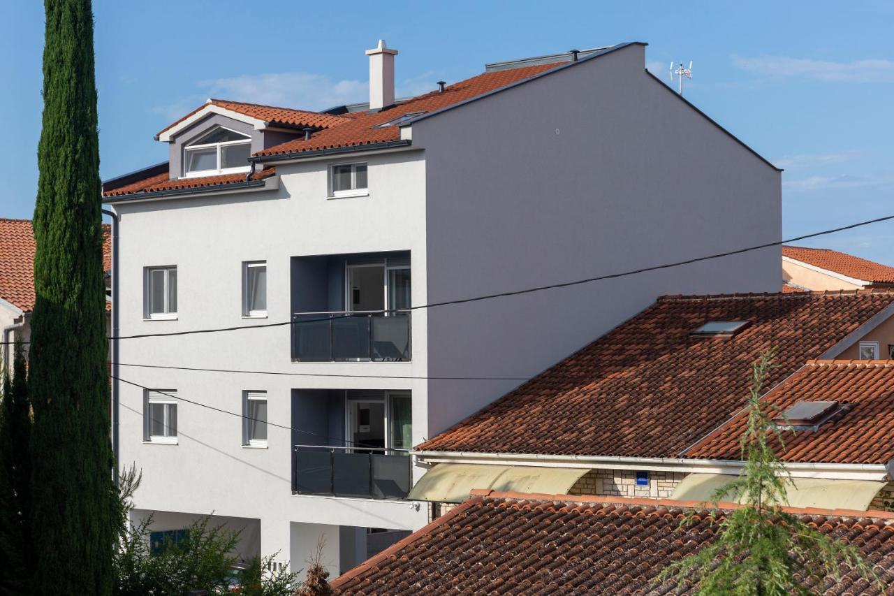 City Apartments Silver Pula Exterior foto